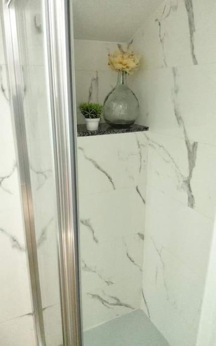 Love Rent4 Malaga Yolamar เบนัลมาเดนา ภายนอก รูปภาพ