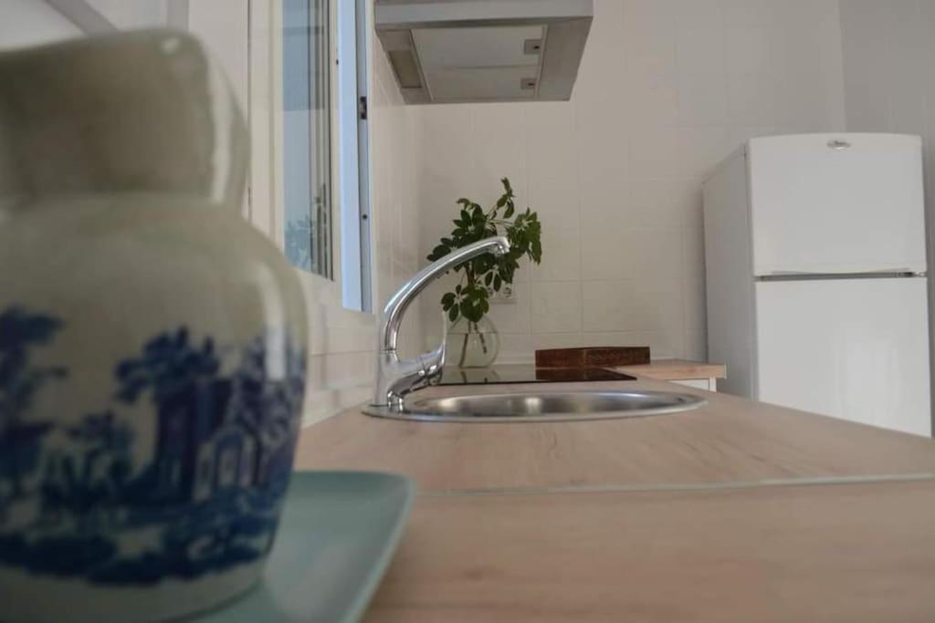 Love Rent4 Malaga Yolamar เบนัลมาเดนา ภายนอก รูปภาพ