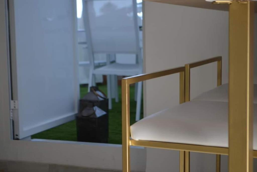 Love Rent4 Malaga Yolamar เบนัลมาเดนา ภายนอก รูปภาพ